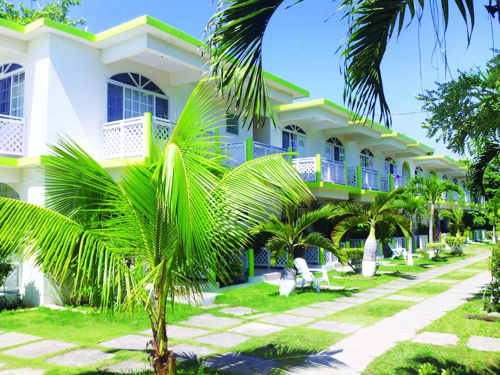 Fun Holiday Beach Resort Negril Exterior foto